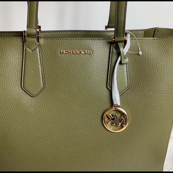 Michael Kors Kimberly 3 in 1 tote - Picture 2 of 7